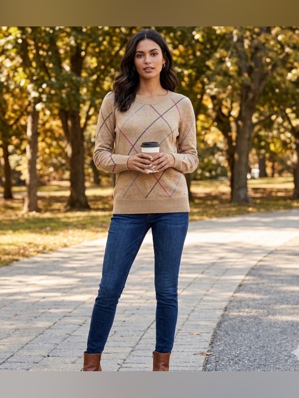 Tommy Hilfiger Women's Beige Argyle‎ Sweater